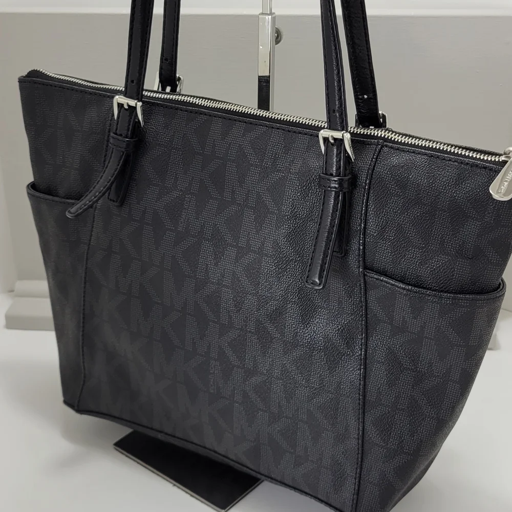 Michael Kors Black Tote Bag - Picture 8 of 16